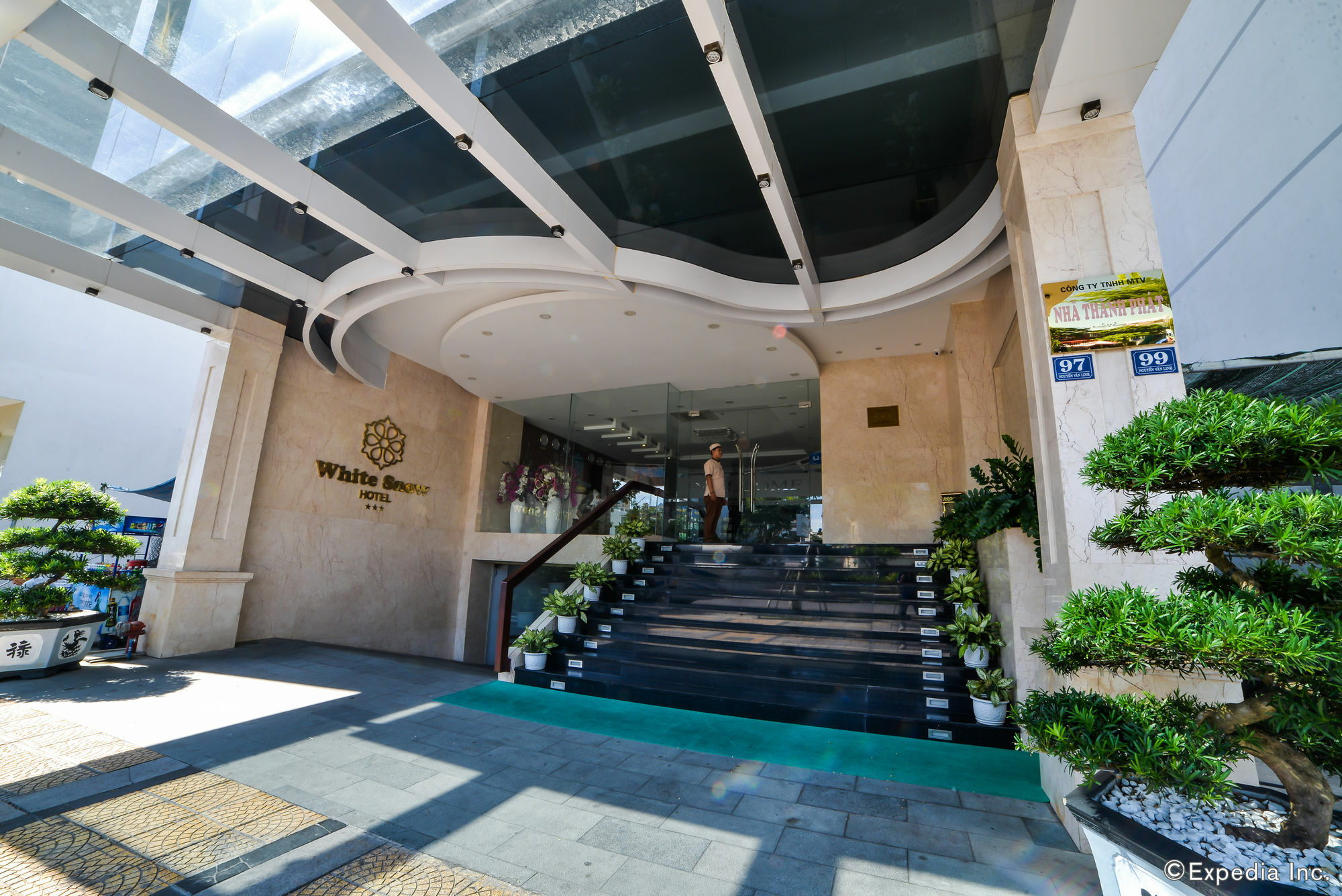 White Snow Hotel Da Nang Exterior photo